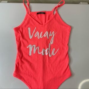 Fashion Nova Vacay Mode Bodysuit Neon pink